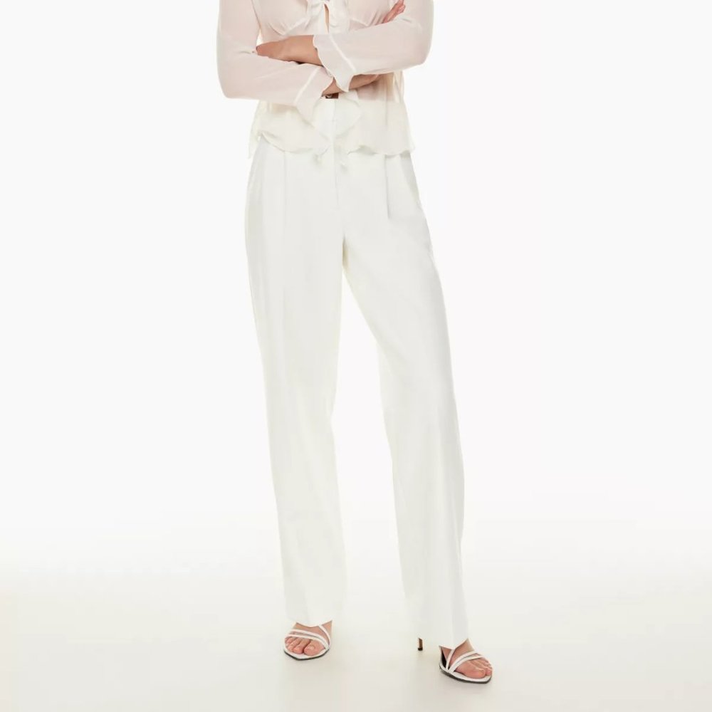 Aritzia Effortless pant - size 6